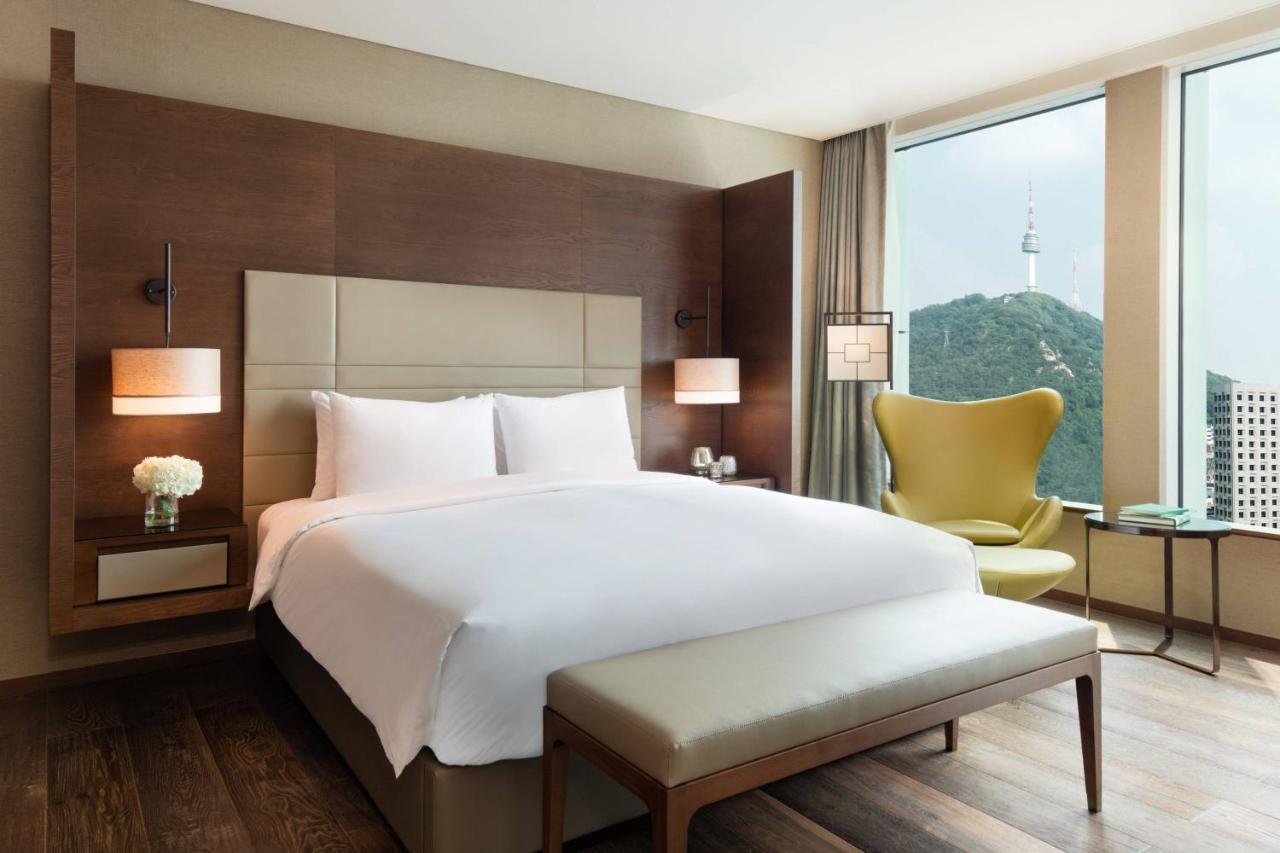 Courtyard By Marriott Namdaemun