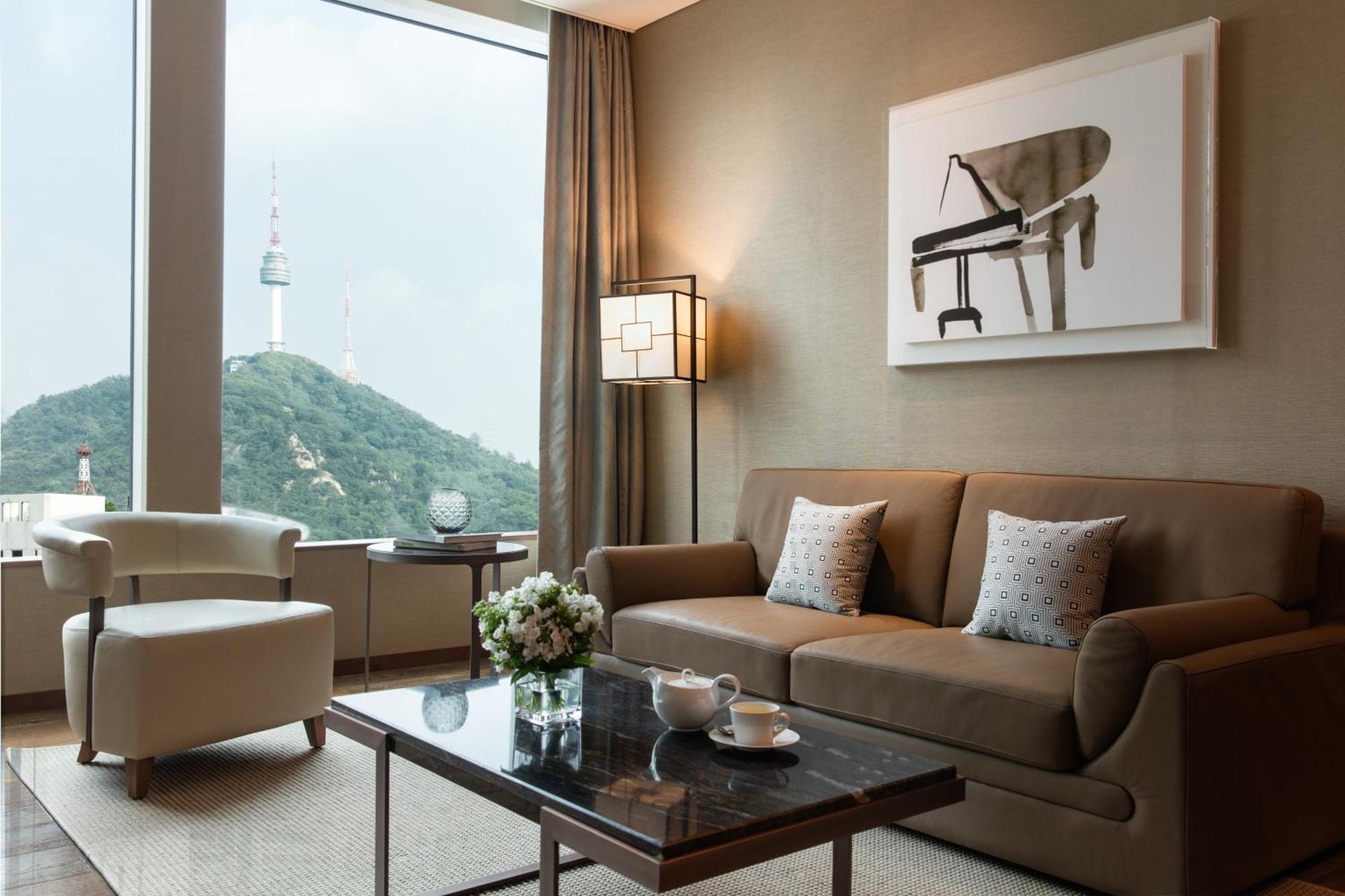 Courtyard By Marriott Namdaemun Hotel 4*